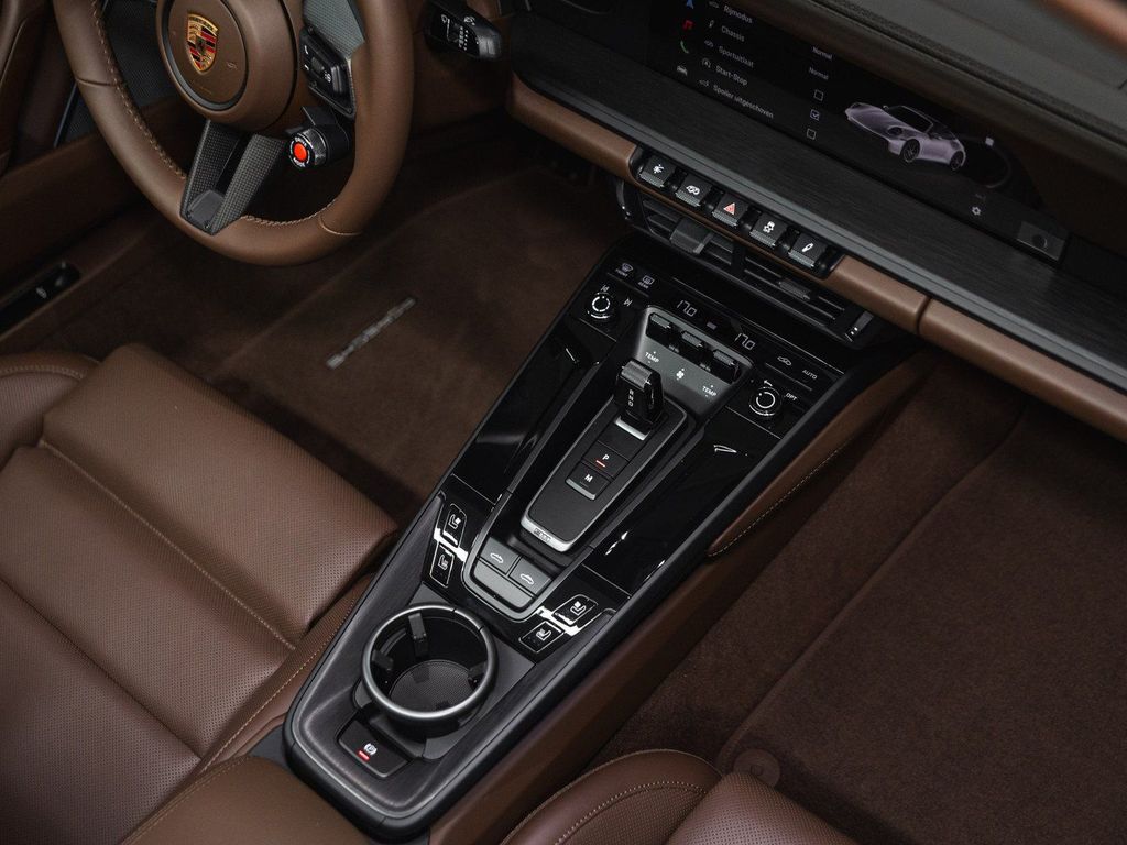Porsche 992