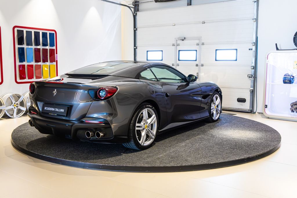 Ferrari Portofino 2022