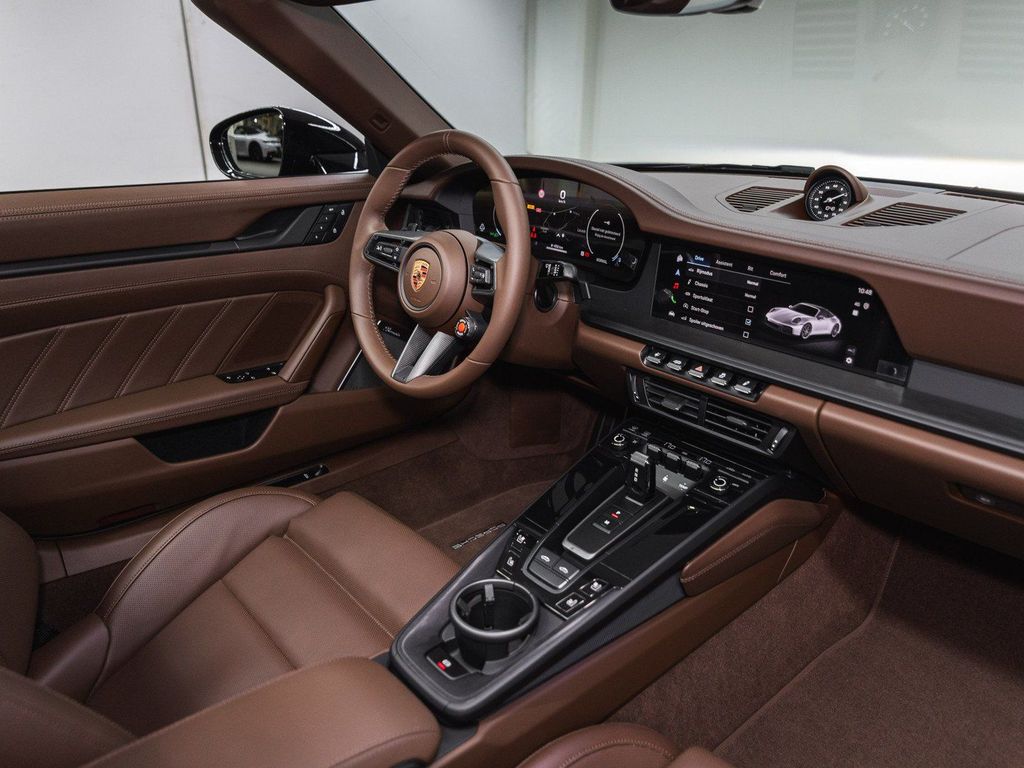 Porsche 992