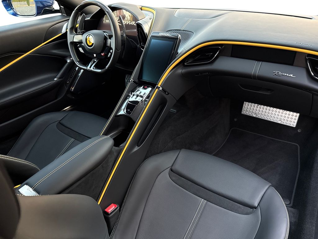 Ferrari Roma 2024