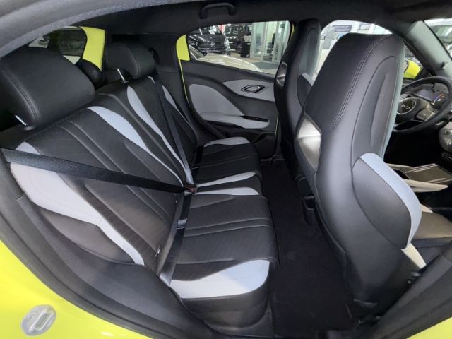 BYD DOLPHIN 2025
