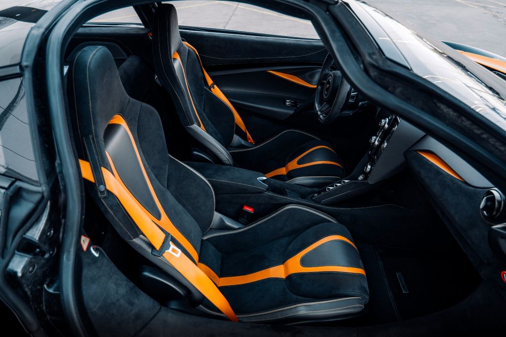 McLaren 720S 2022