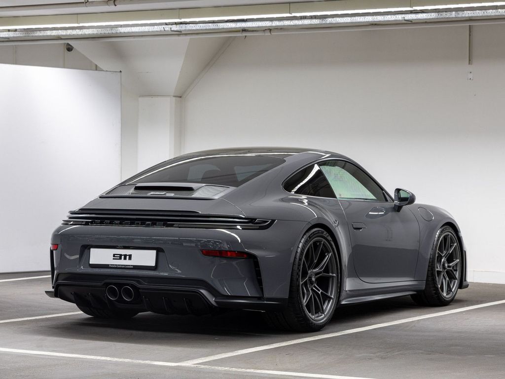 Porsche 992