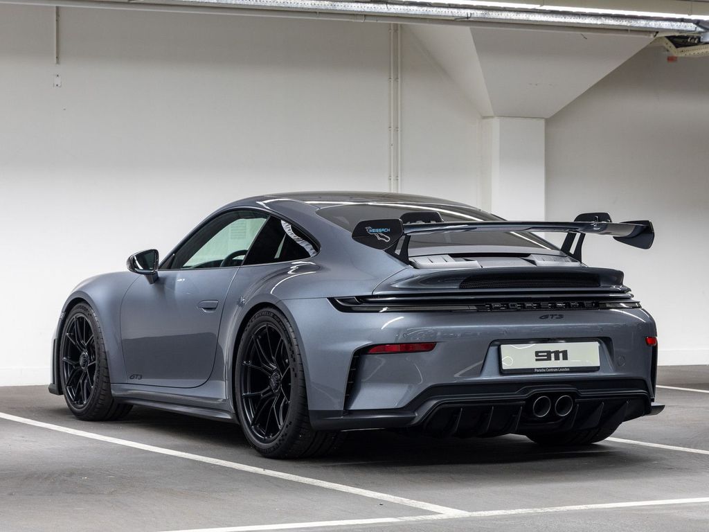 Porsche 992