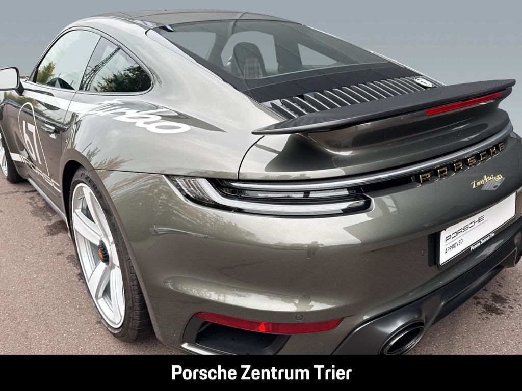Porsche 992 2025