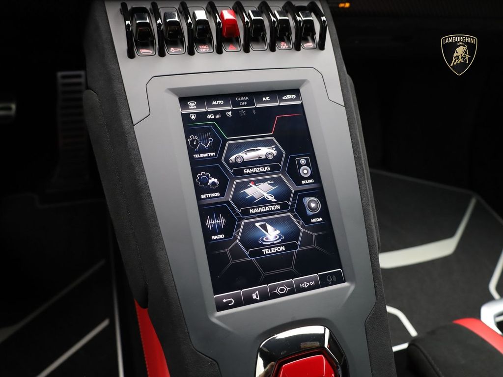 Lamborghini Huracán 2021