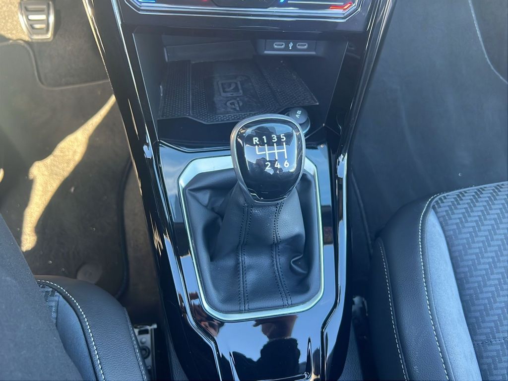 Volkswagen T-Roc 2024