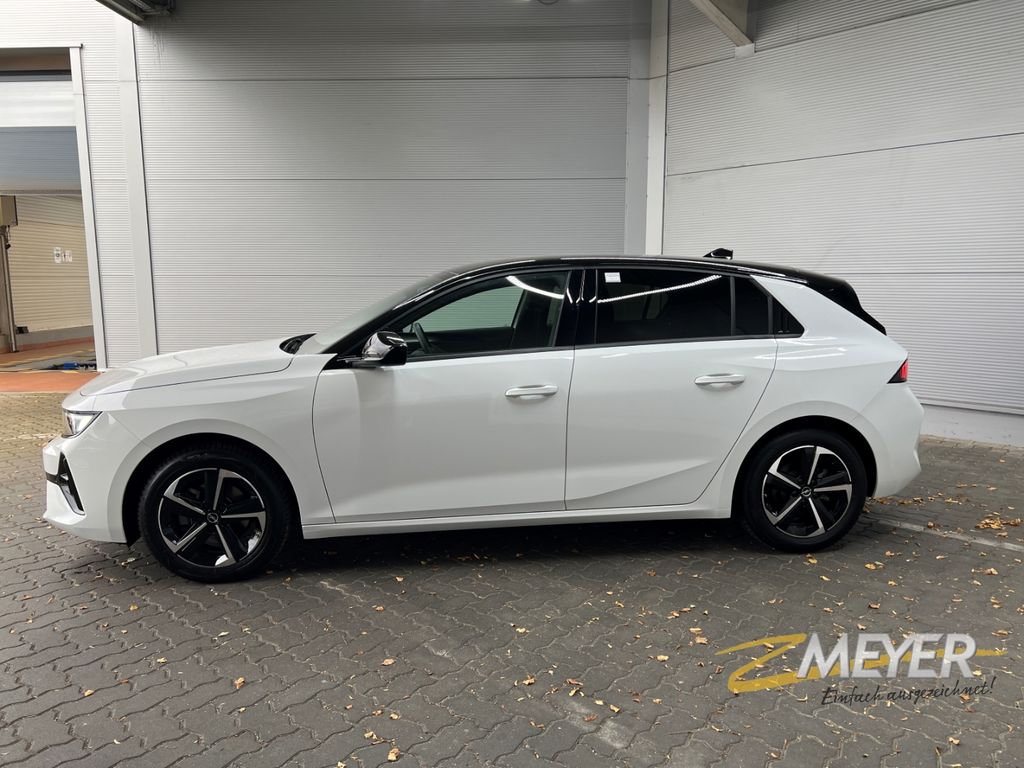 Opel Astra 2024