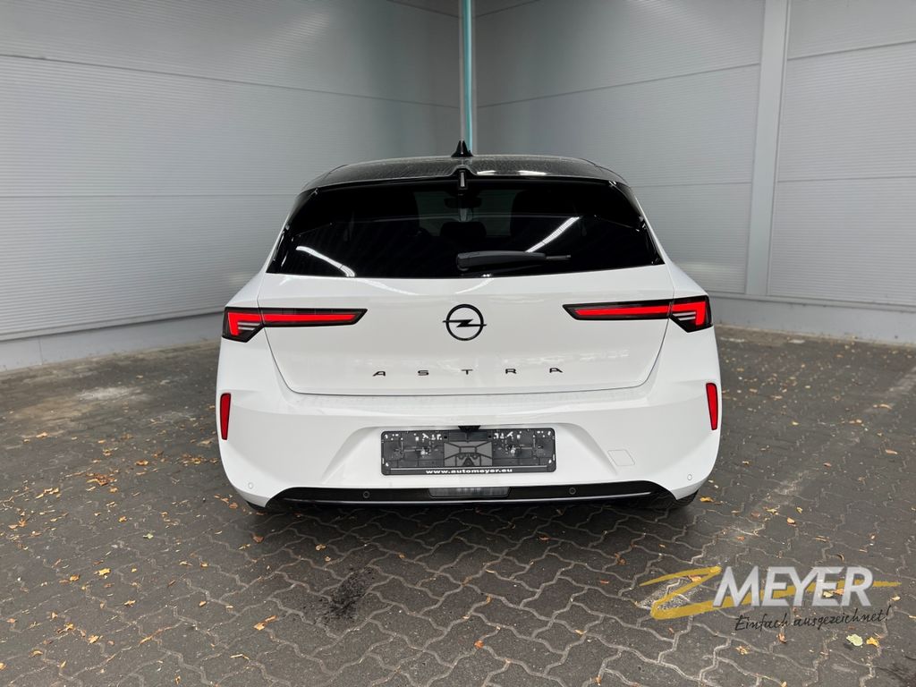 Opel Astra 2024