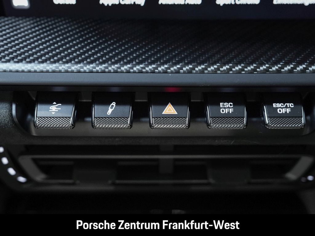 Porsche 992 2025