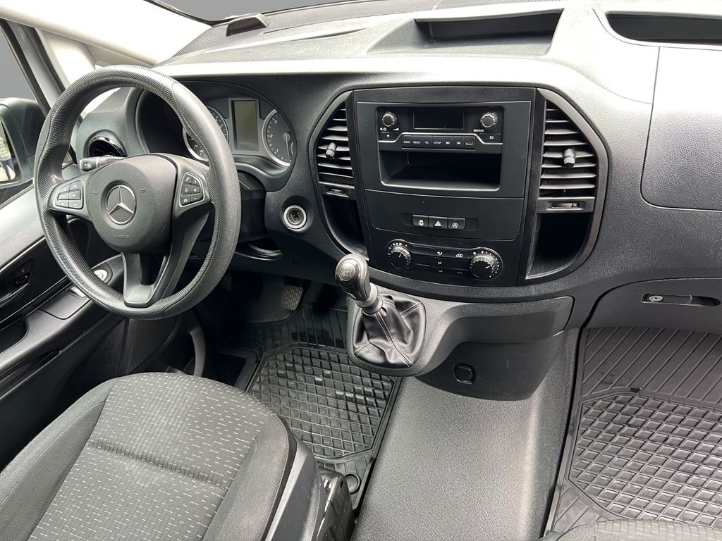 Mercedes-Benz Vito 2023