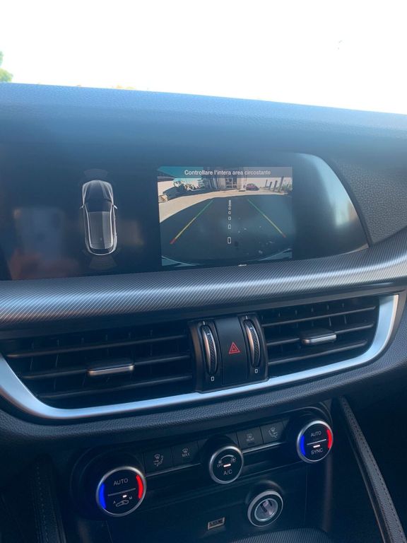 Alfa Romeo Stelvio 2023