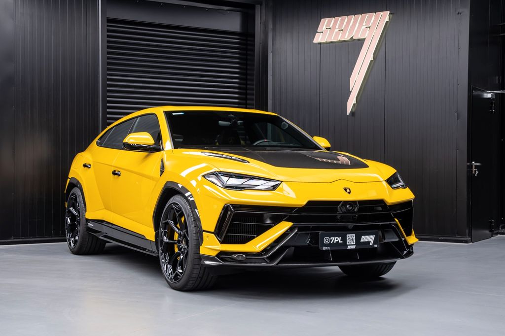 Lamborghini Urus 2025