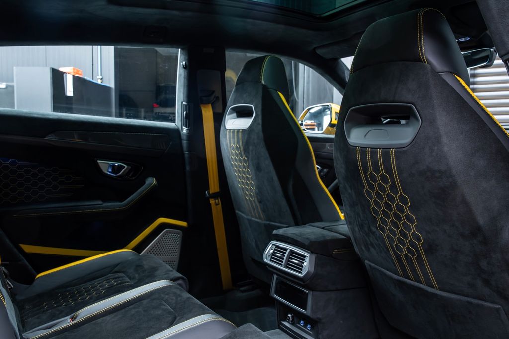 Lamborghini Urus 2025