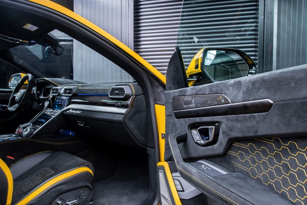 Lamborghini Urus 2025