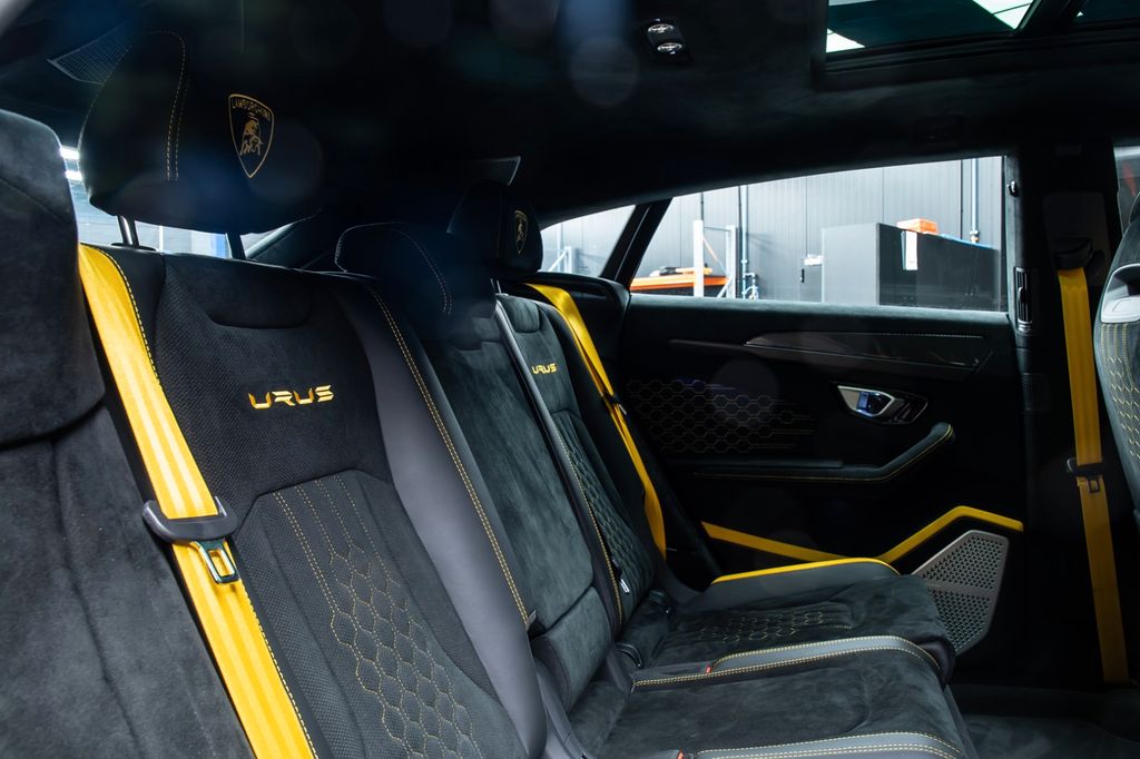 Lamborghini Urus 2025