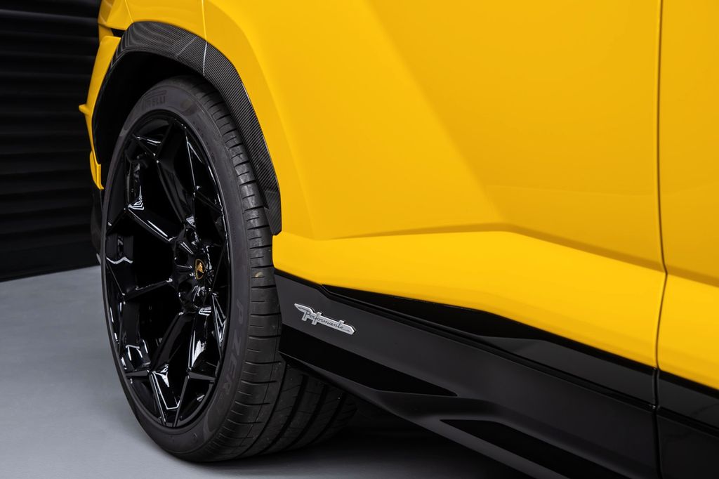 Lamborghini Urus 2025