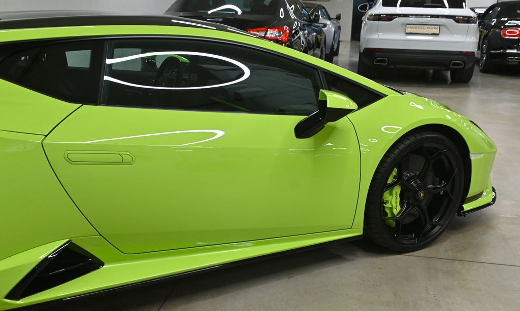 Lamborghini Huracán 2024