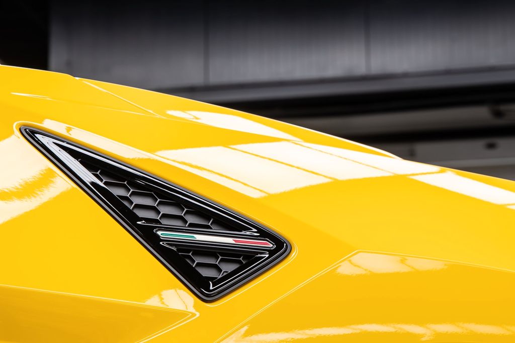 Lamborghini Urus 2025