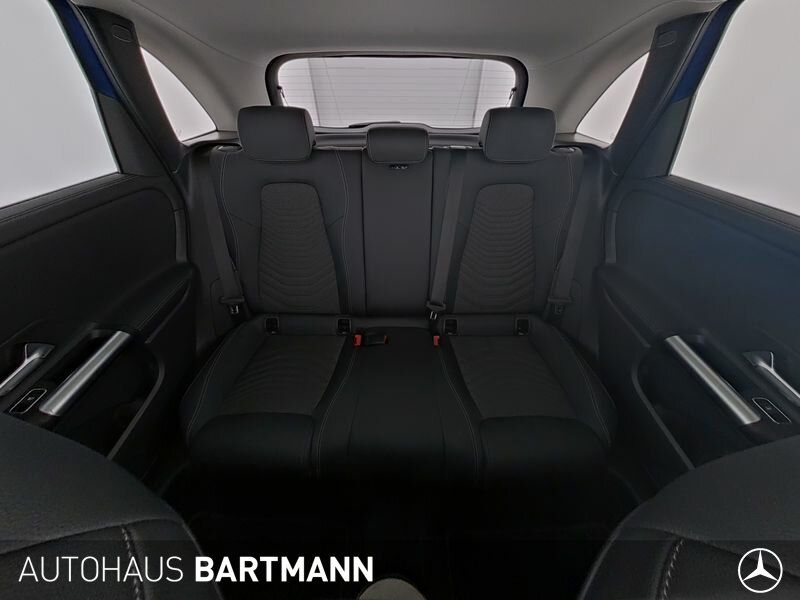 Mercedes-Benz B 250 2023