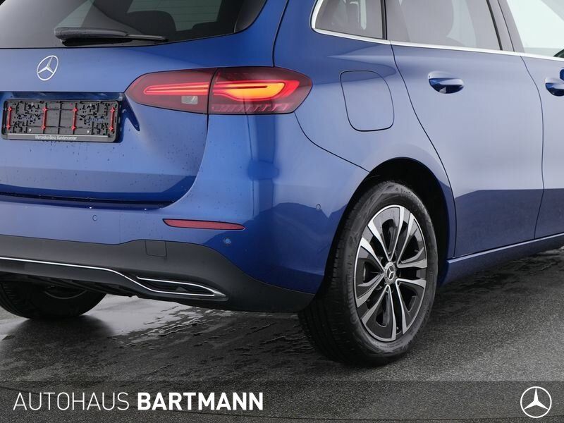 Mercedes-Benz B 250 2023