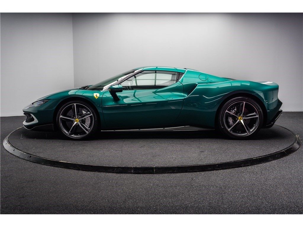 Ferrari 296 GTB 2023