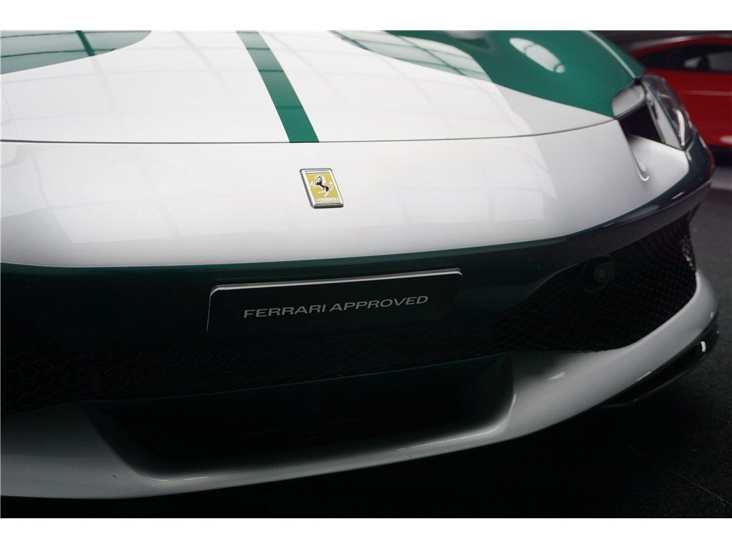 Ferrari 296 GTB 2023