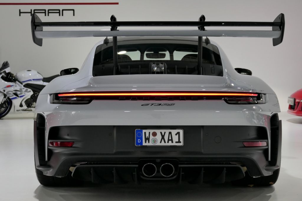 Porsche 992 2025