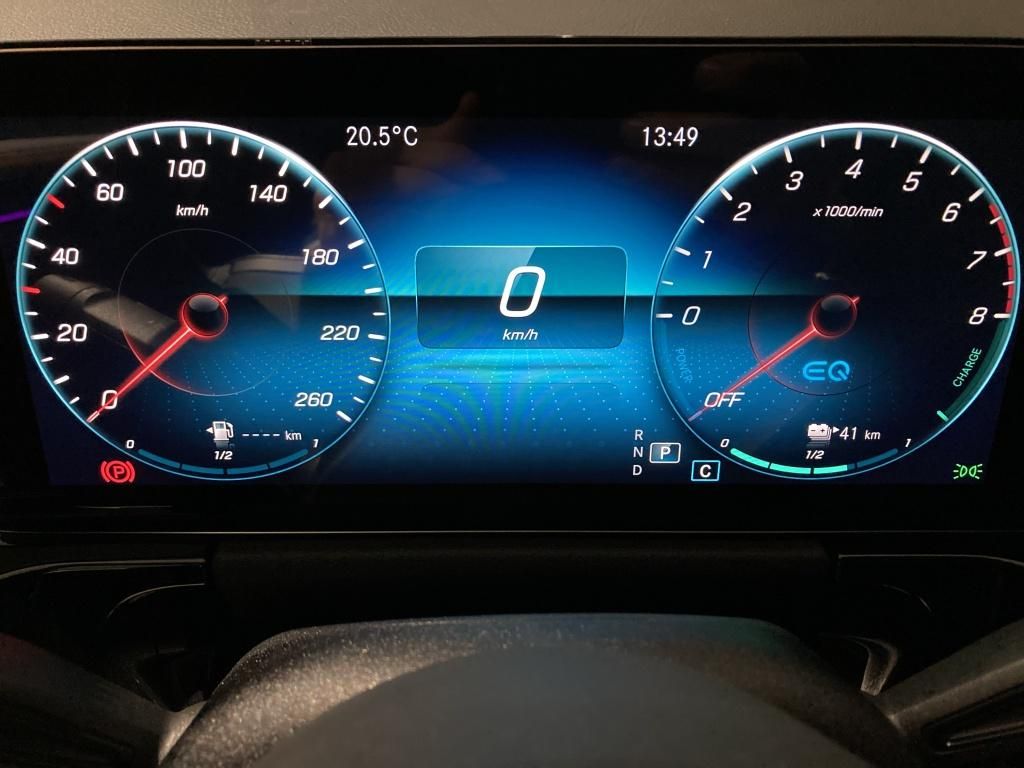 Mercedes-Benz GLA 250 2023