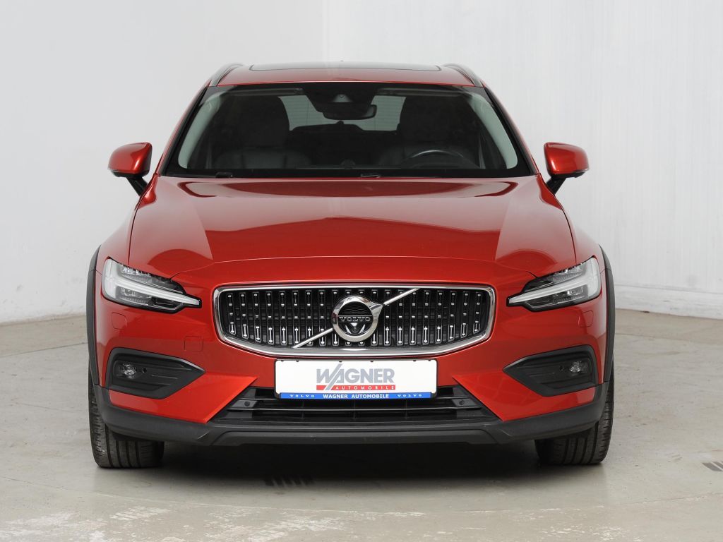 Volvo V60 Cross Country 2020