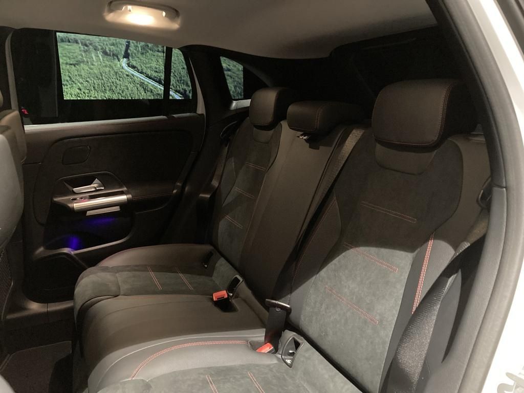 Mercedes-Benz GLA 250 2023
