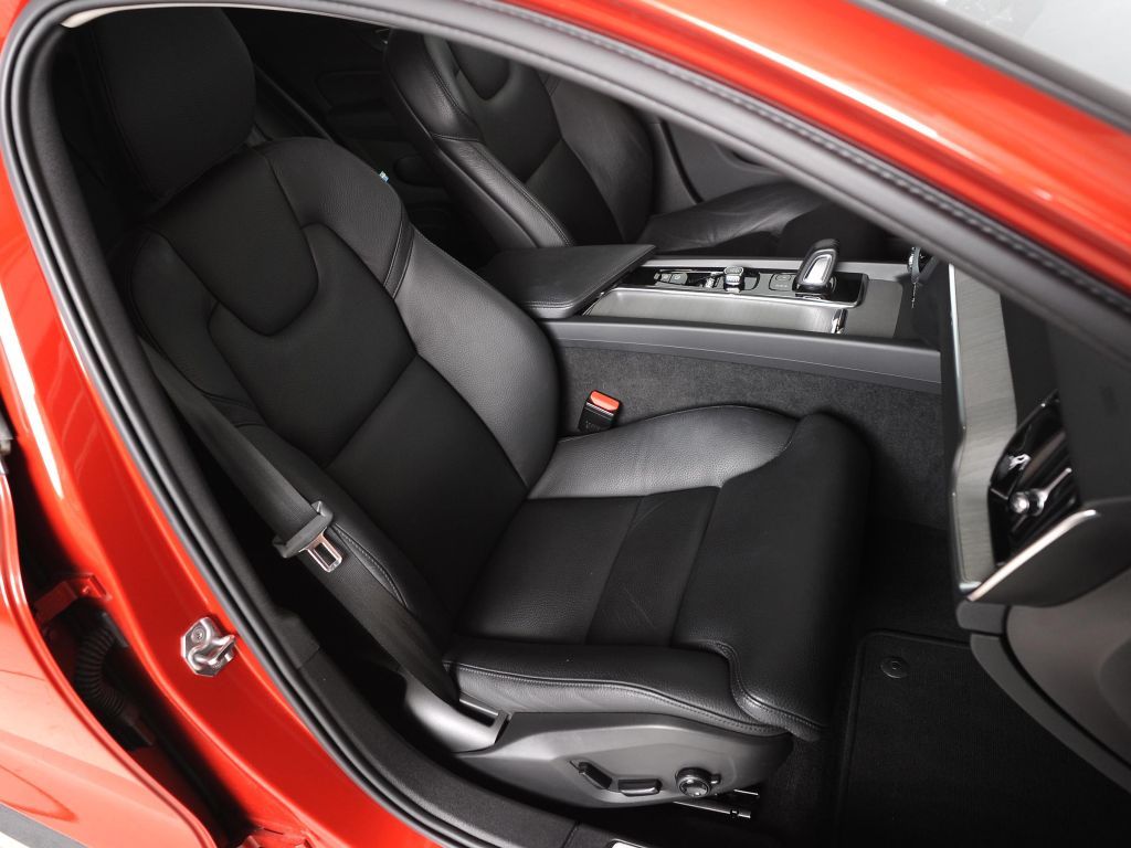 Volvo V60 Cross Country 2020