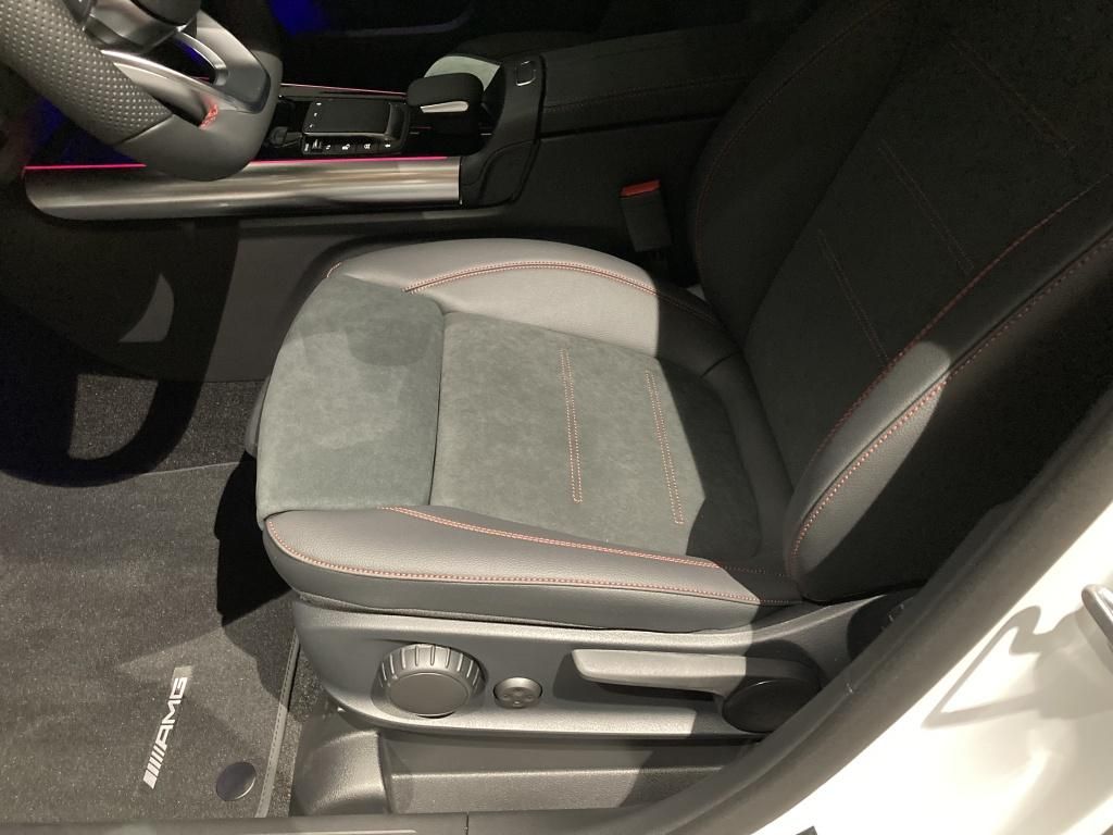 Mercedes-Benz GLA 250 2023