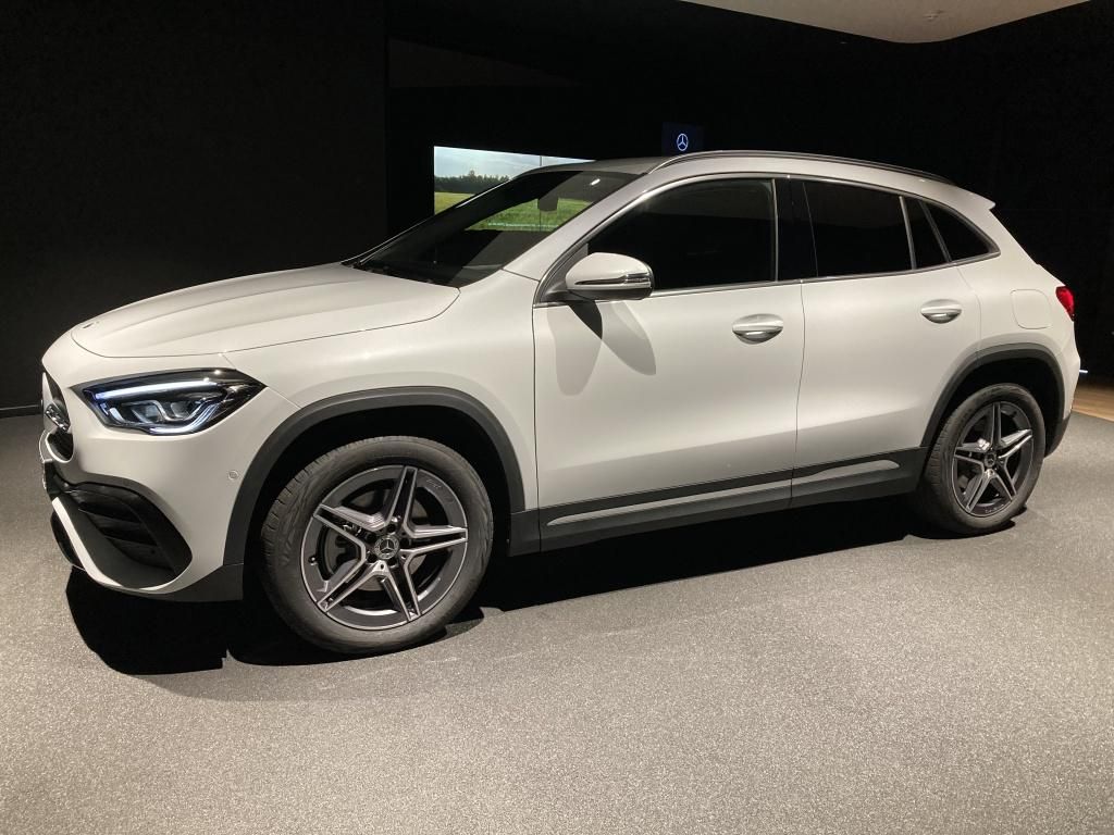 Mercedes-Benz GLA 250 2023