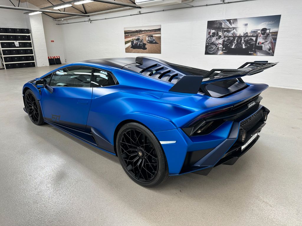 Lamborghini Huracán 2024
