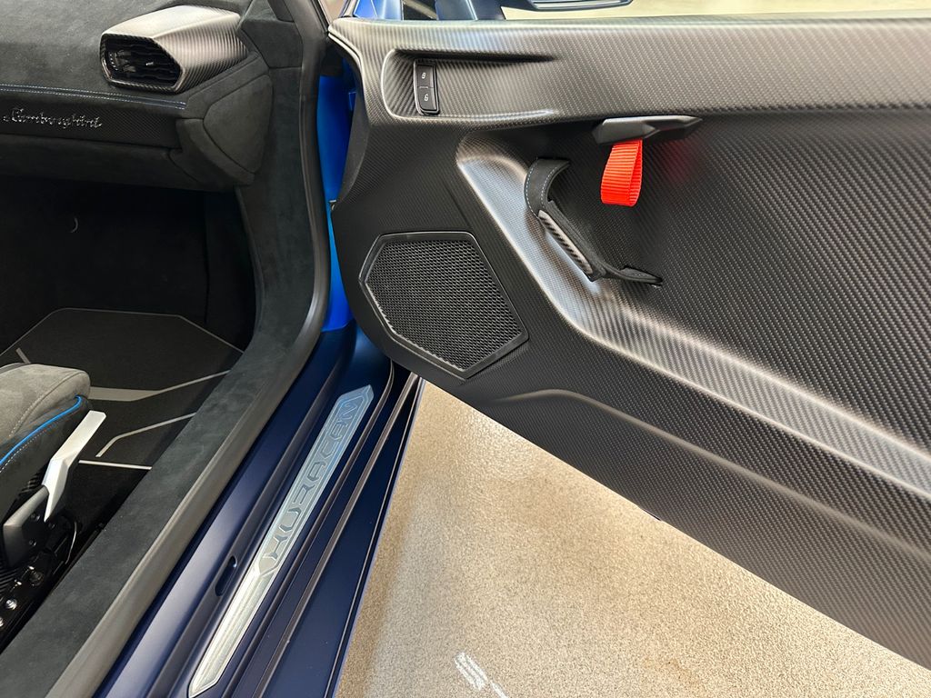 Lamborghini Huracán 2024