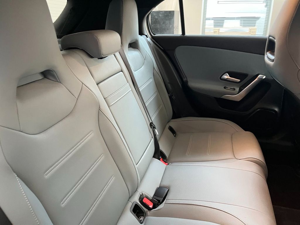 Mercedes-Benz A 250 2024