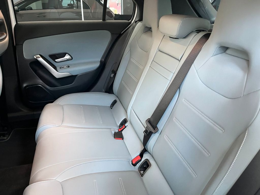 Mercedes-Benz A 250 2024