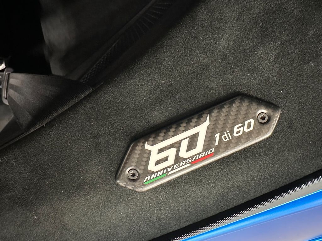 Lamborghini Huracán 2024