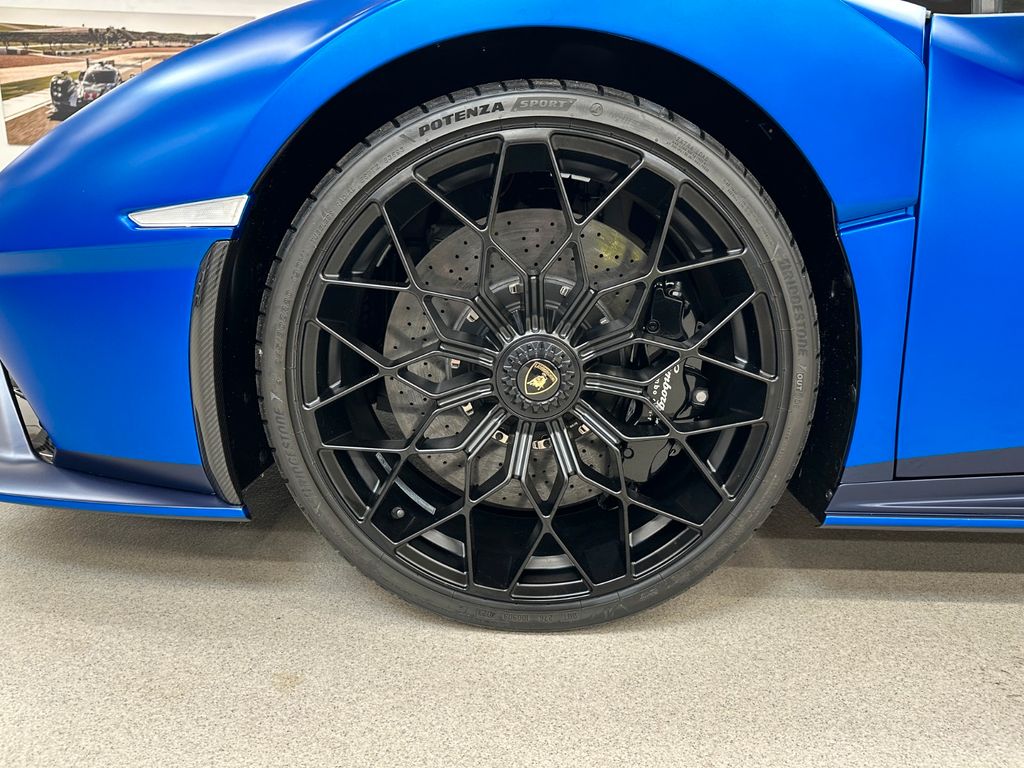 Lamborghini Huracán 2024