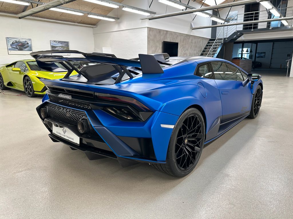 Lamborghini Huracán 2024