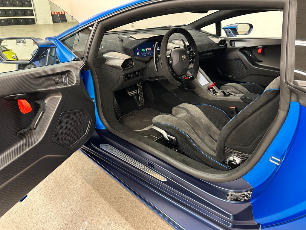 Lamborghini Huracán 2024