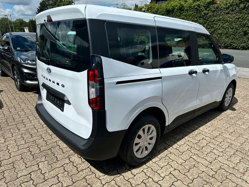 Ford Tourneo Courier 2024