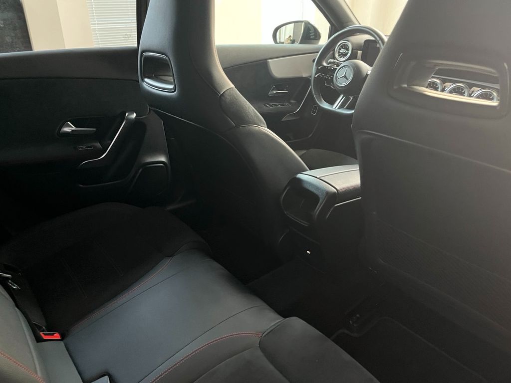 Mercedes-Benz A 250 2024