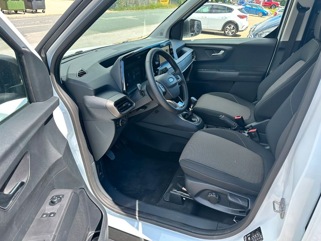 Ford Tourneo Courier 2024