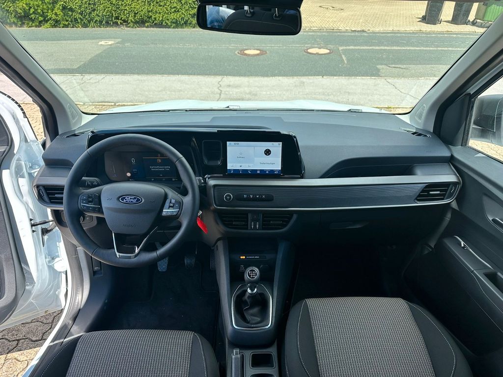 Ford Tourneo Courier 2024