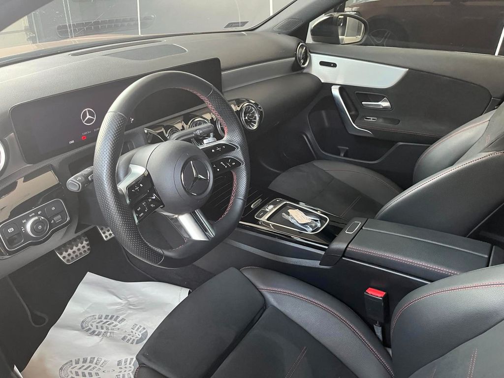 Mercedes-Benz A 250 2024