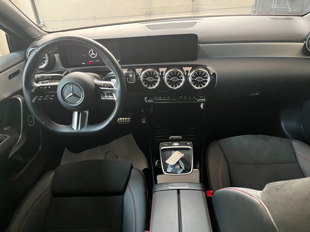Mercedes-Benz A 250 2024
