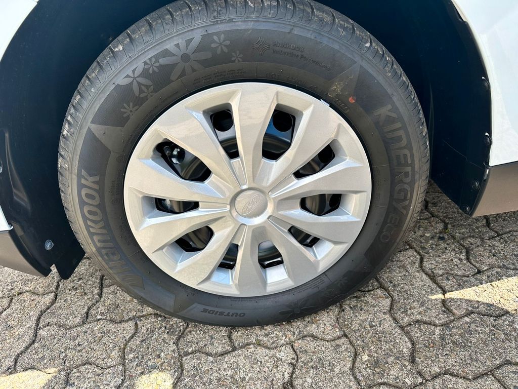 Ford Tourneo Courier 2024