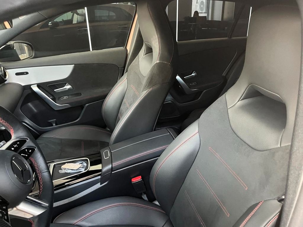 Mercedes-Benz A 250 2024